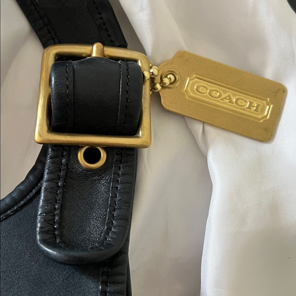 PRICE FIRM! RARE NAVY Vintage COACH Leather Crescent Saddle Bag (pre-serial no.) - Picture 3 of 16